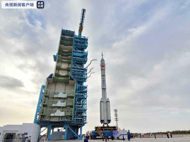 Shenzhou-13 Siap Dilancar Oleh Roket Long March-2F_fororder_1633574850062_686_800x600