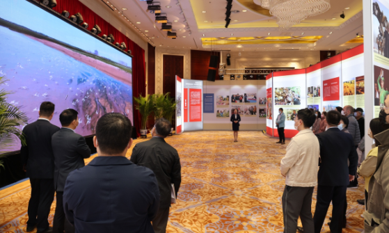 اولین نمایشگاه ضد تروریسم شین جیانگ در پکن؛ میزبان خبرنگاران داخلی و خارجی_fororder_3