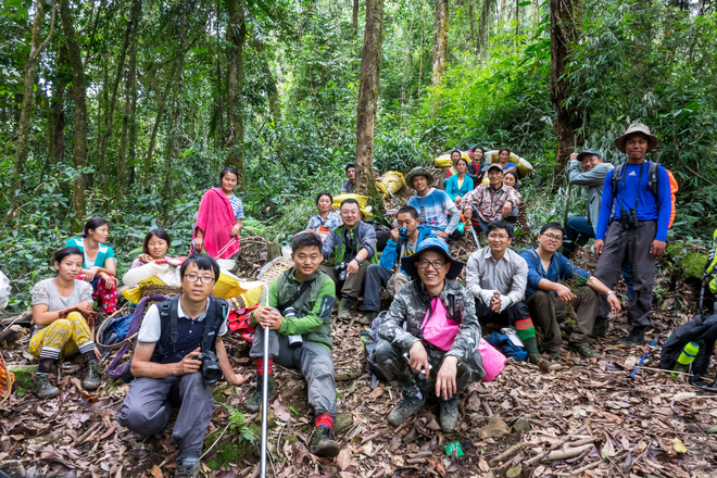 အမ်ားေကာင္းကြက္မ်ားယူ ပူးေပါင္းေဆာင္႐ြက္မႈအင္အားအျဖစ္ တ႐ုတ္ျမန္မာဇီဝမ်ိဳးစံုမ်ိဳးကြဲတည္ရွိေရး ပူးေပါင္းေဆာင္႐ြက္မႈအေၾကာင္းအရာမ်ားႂကြယ္လာေစ_fororder_中缅联合科考-China-Myanmar joint field biodiversity survey in Northern Myanmar -1
