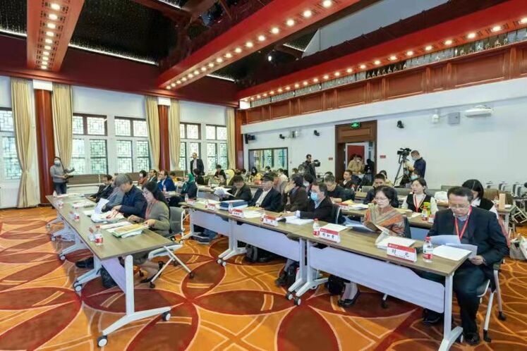 هفتمین سمینار بین‌المللی ایران‌شناسی در دانشگاه پکن برگزار شد_fororder_微信图片_20211024150812