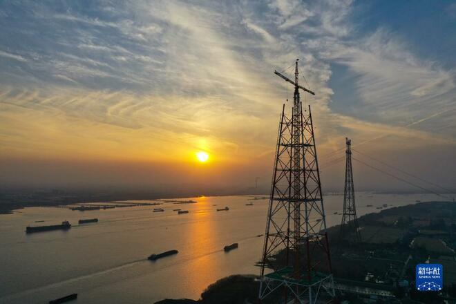 Satu Lagi Projek Tali Elektrik Langkau Sungai Yangtze_fororder_7a