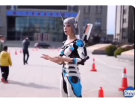 ترویج دانش مقابله با کرونا با استفاده از روبات زن در چینا