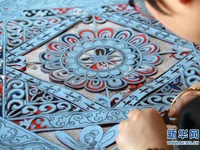 Teknik gunting kertas di Dunhuang