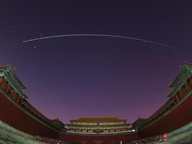 عکس‌ها ایستگاه فضایی تیان‌گونگ را در حال پرواز بر فراز چین نشان می‌دهند