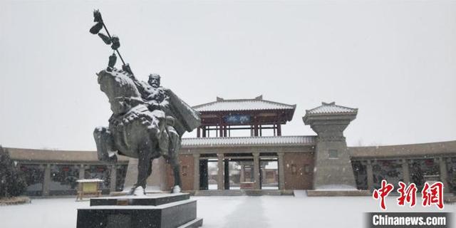 Dunhuang Menyambut Salji Pertama_fororder_dunh2