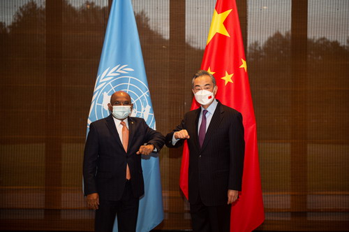 گفت و گوی وزیر خارجه چین با رئیس هفتاد و ششمین مجمع عمومی سازمان ملل_fororder_W020211126027571503864