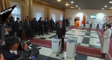 Киргизийн парламентын сонгуулийн санал хураалт эхэллээ